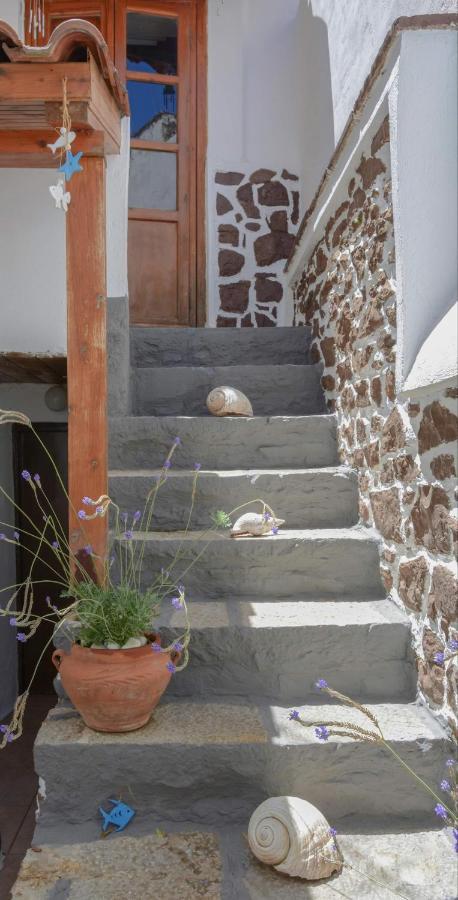 Traditional House Kassandra'S Ermioni Exterior photo