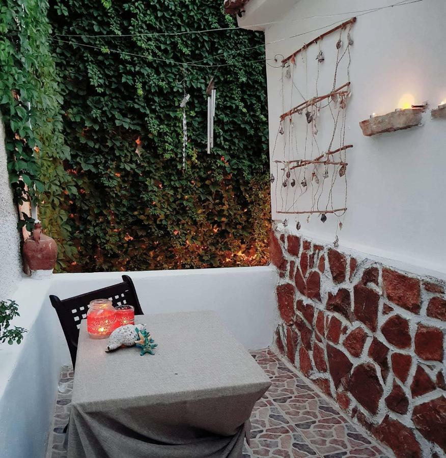 Traditional House Kassandra'S Ermioni Exterior photo