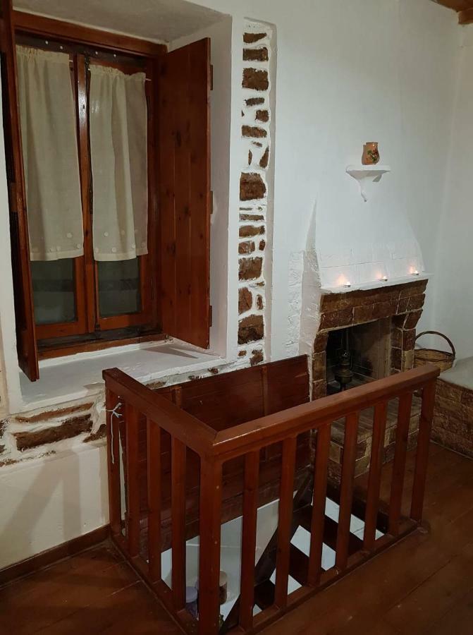 Traditional House Kassandra'S Ermioni Exterior photo