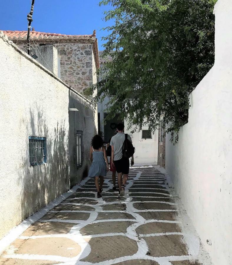 Traditional House Kassandra'S Ermioni Exterior photo